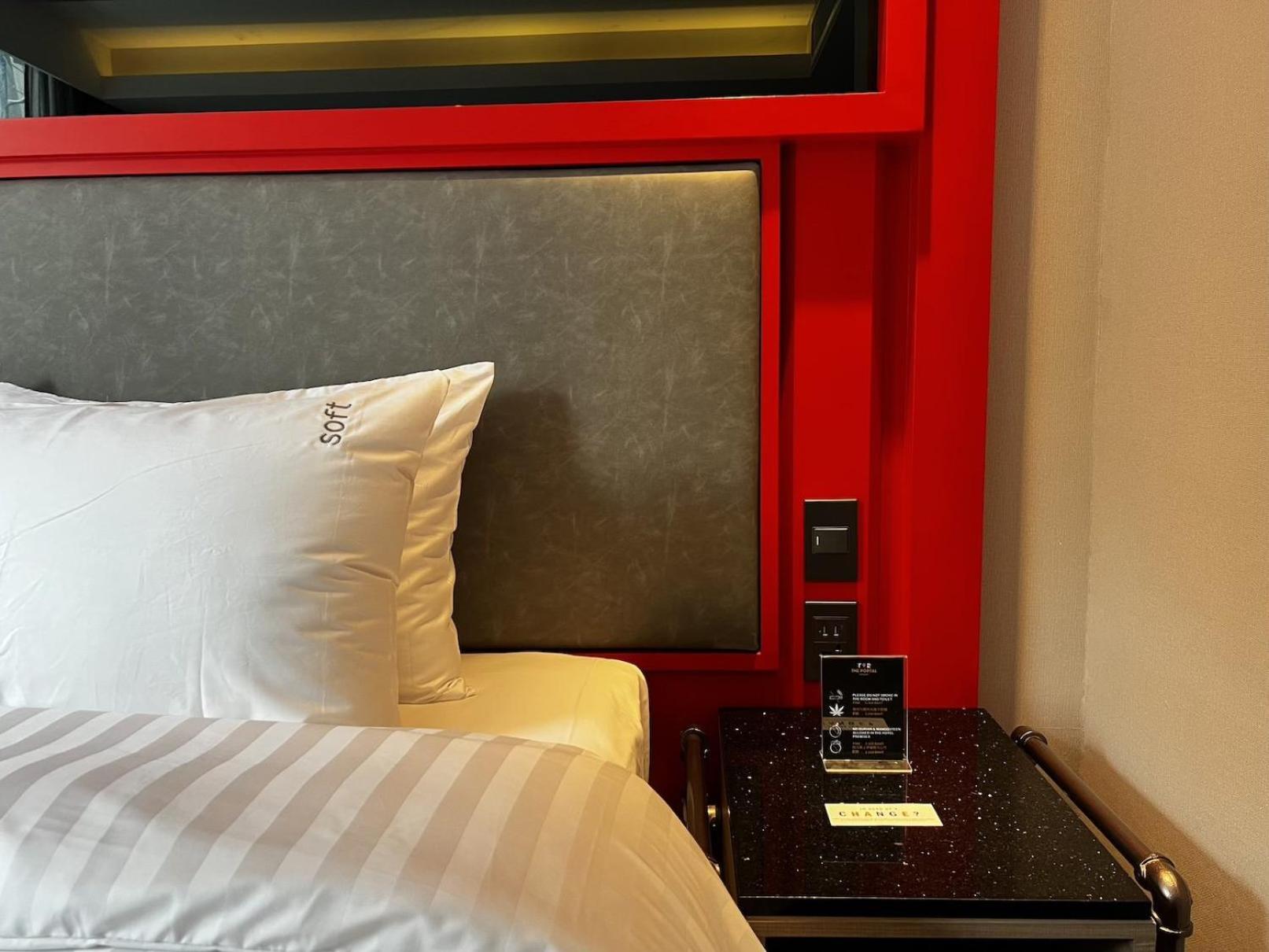 T2 The Portal Sukhumvit Hotel Bangkok Ngoại thất bức ảnh