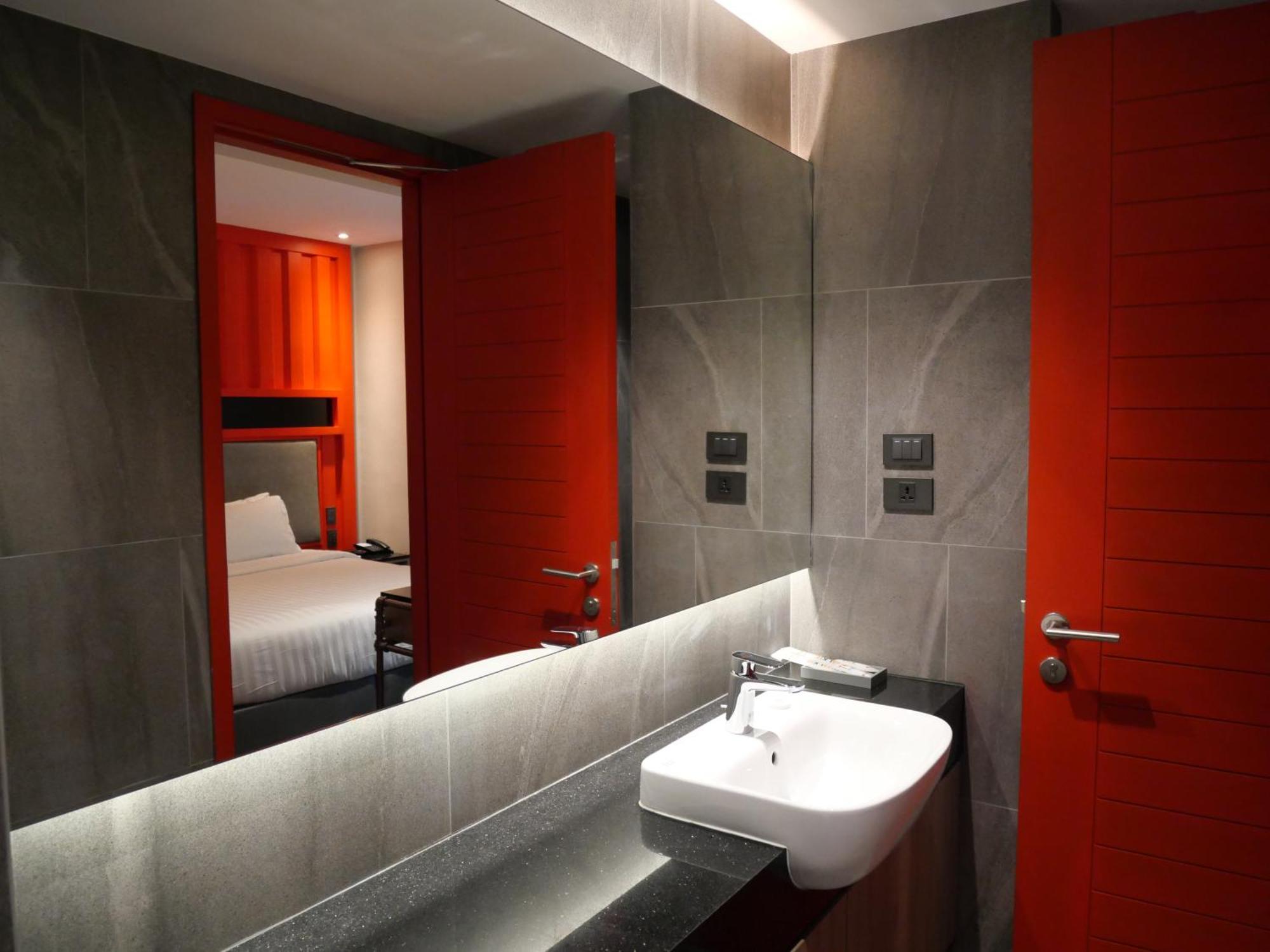 T2 The Portal Sukhumvit Hotel Bangkok Ngoại thất bức ảnh