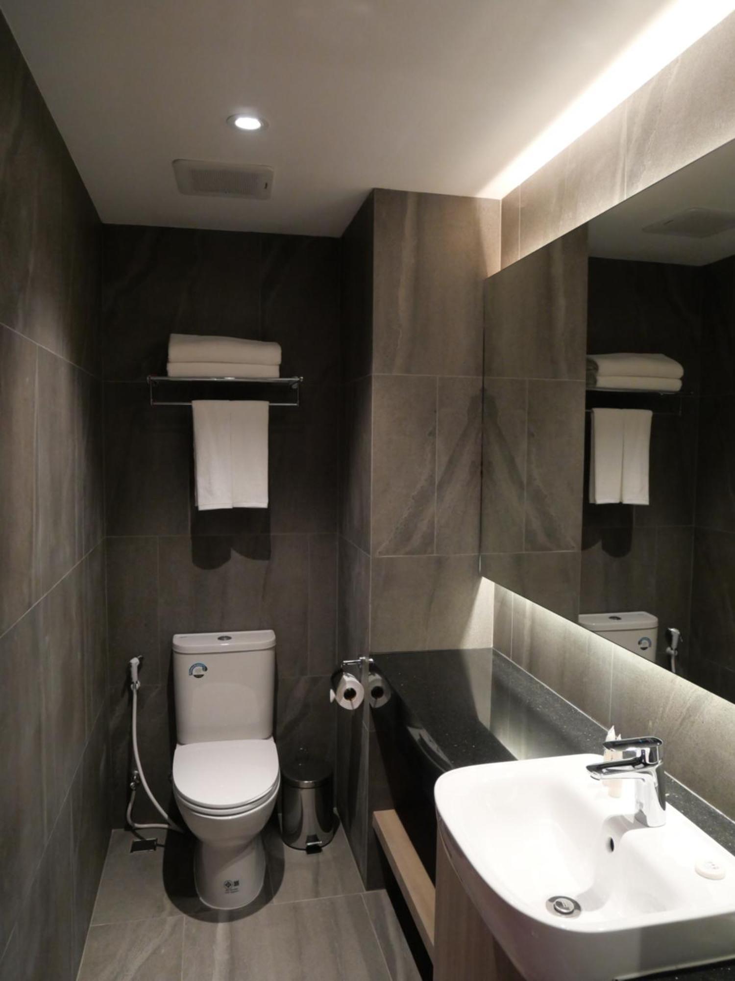 T2 The Portal Sukhumvit Hotel Bangkok Ngoại thất bức ảnh