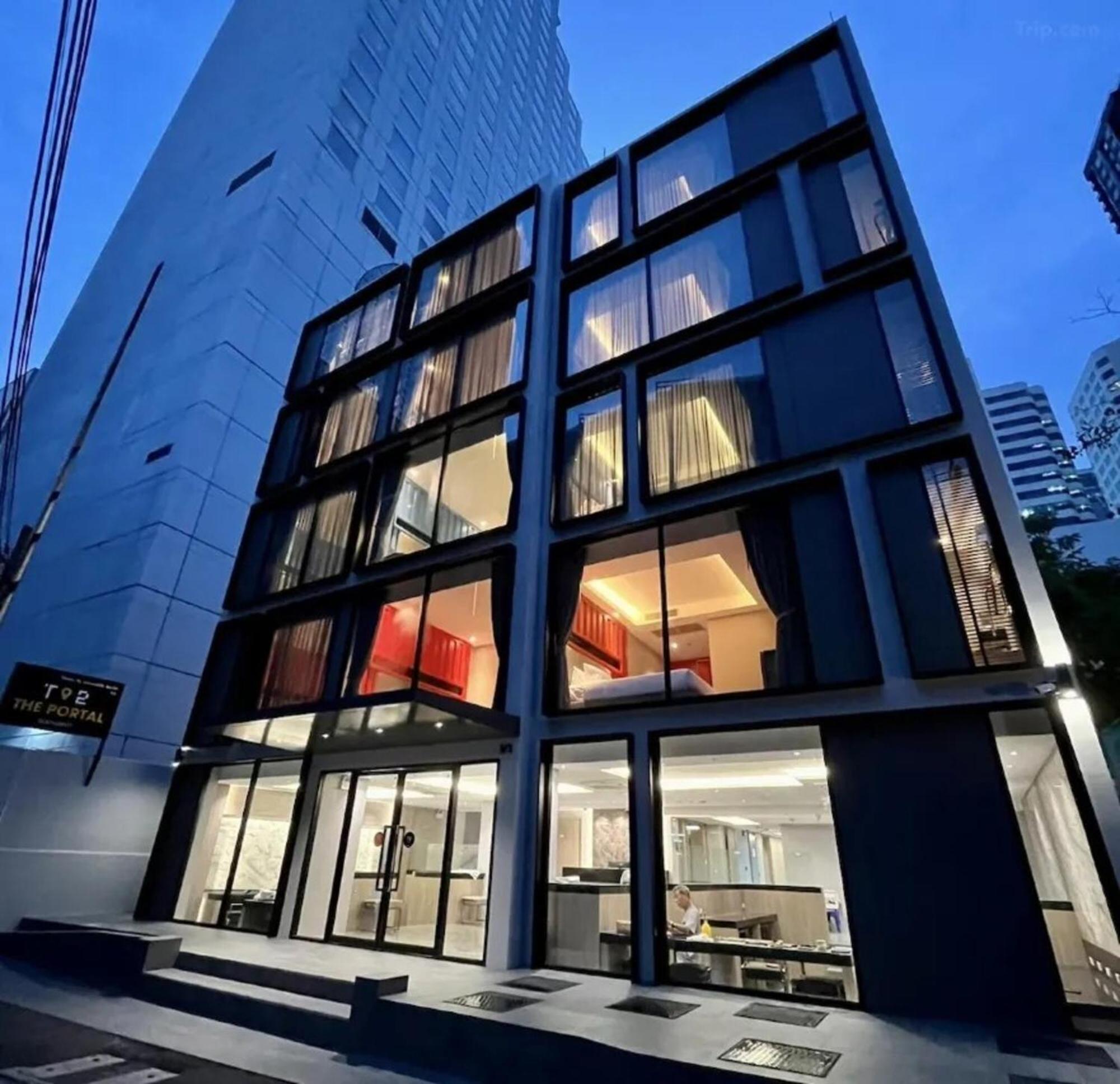 T2 The Portal Sukhumvit Hotel Bangkok Ngoại thất bức ảnh