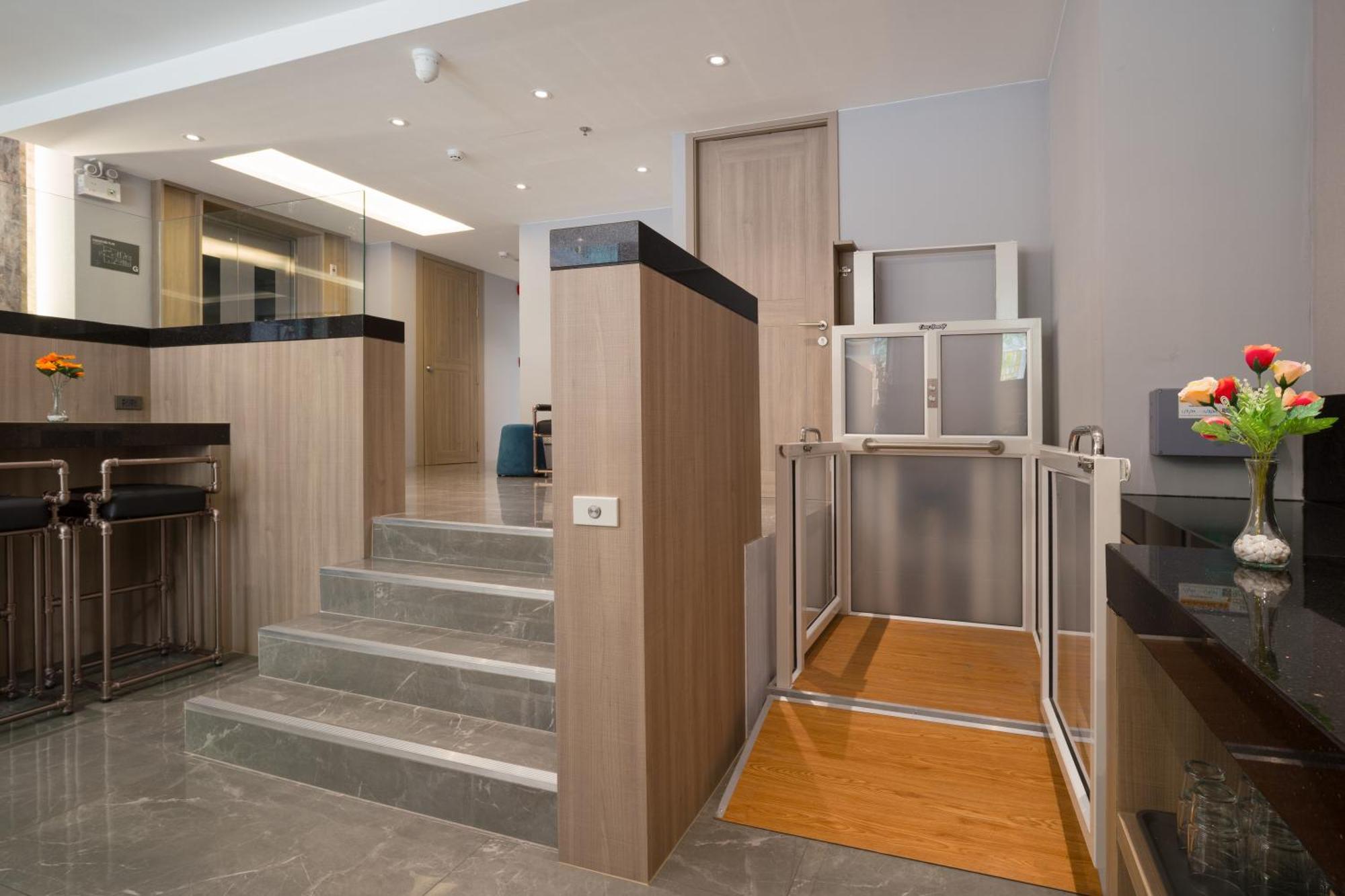 T2 The Portal Sukhumvit Hotel Bangkok Ngoại thất bức ảnh